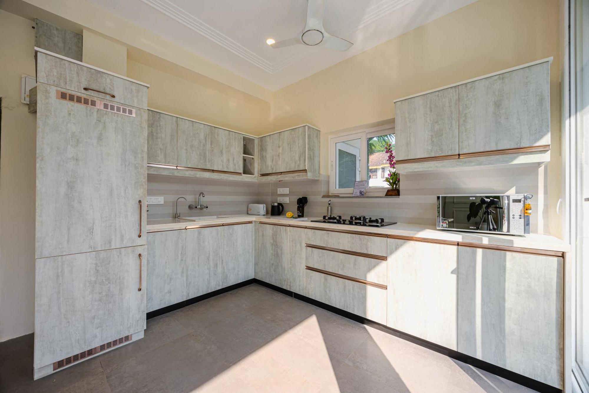 Elivaas 4 Bhk Villa Near Beach With Private Pool & Bar - Casa Boa Vida كاندولِم المظهر الخارجي الصورة