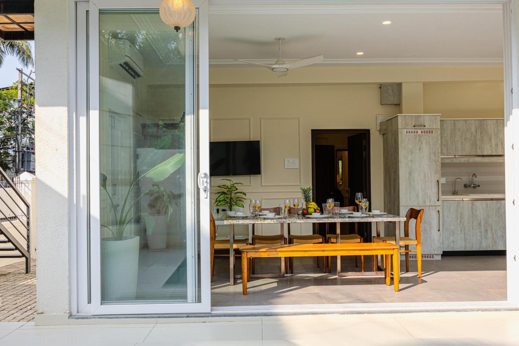 Elivaas 4 Bhk Villa Near Beach With Private Pool & Bar - Casa Boa Vida كاندولِم المظهر الخارجي الصورة
