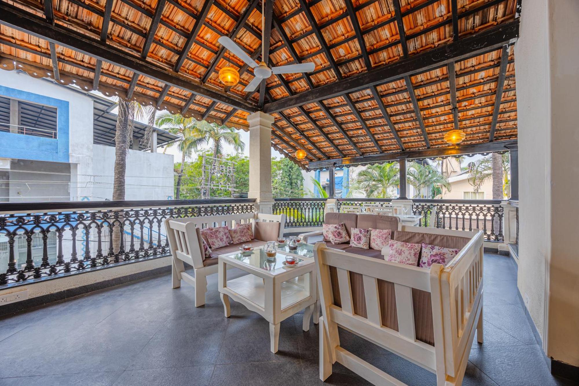 Elivaas 4 Bhk Villa Near Beach With Private Pool & Bar - Casa Boa Vida كاندولِم المظهر الخارجي الصورة
