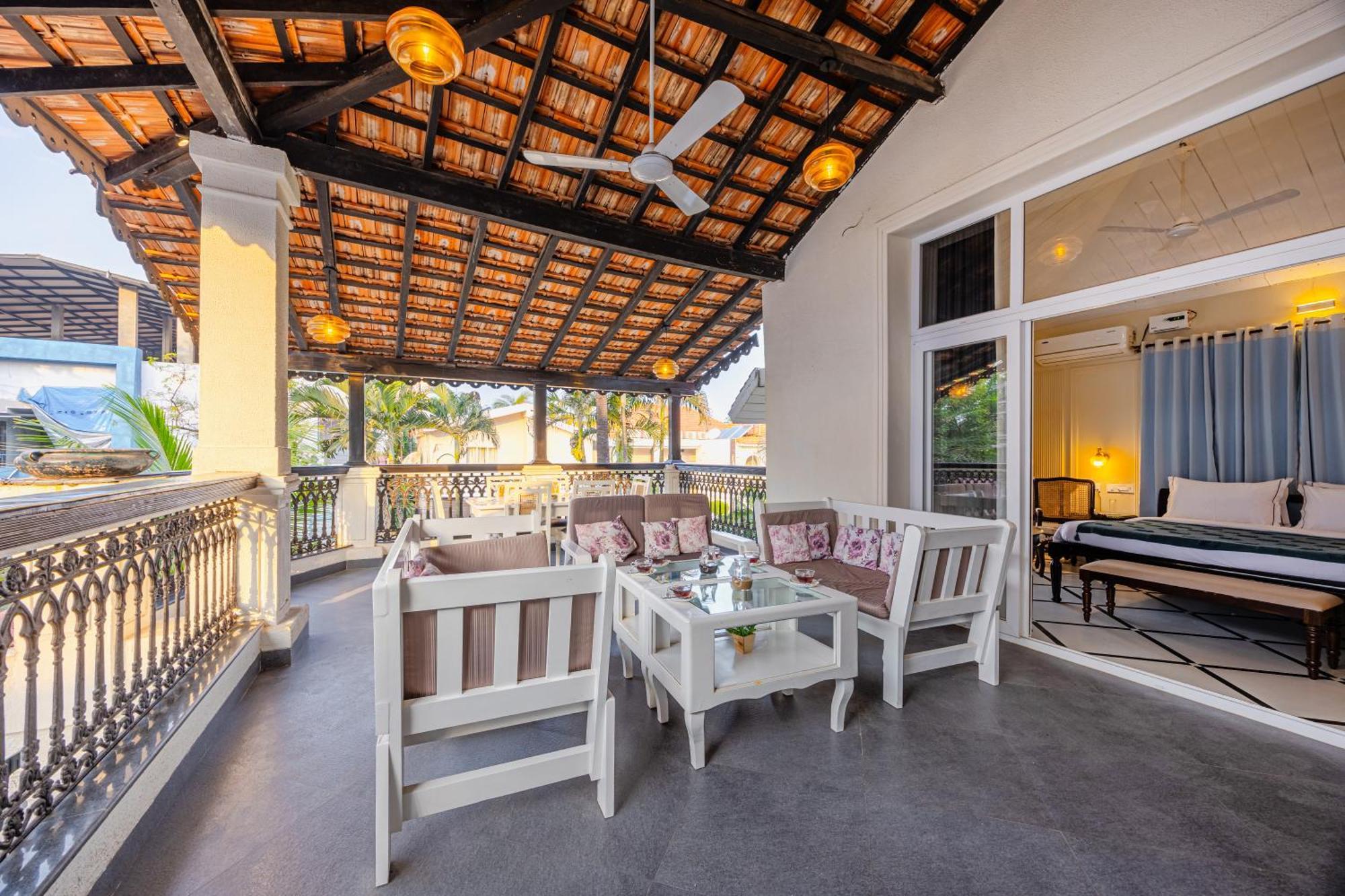 Elivaas 4 Bhk Villa Near Beach With Private Pool & Bar - Casa Boa Vida كاندولِم المظهر الخارجي الصورة