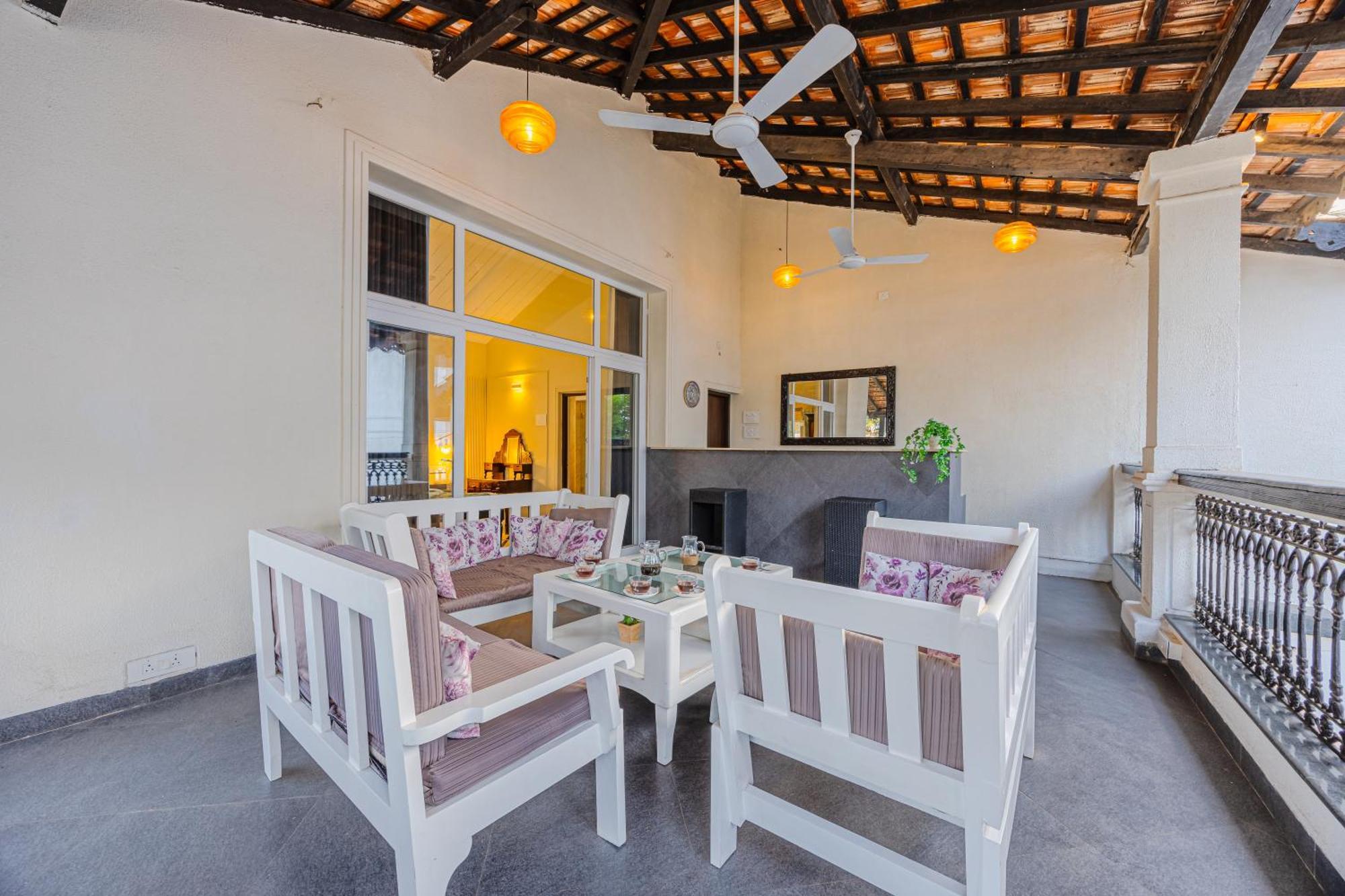 Elivaas 4 Bhk Villa Near Beach With Private Pool & Bar - Casa Boa Vida كاندولِم المظهر الخارجي الصورة