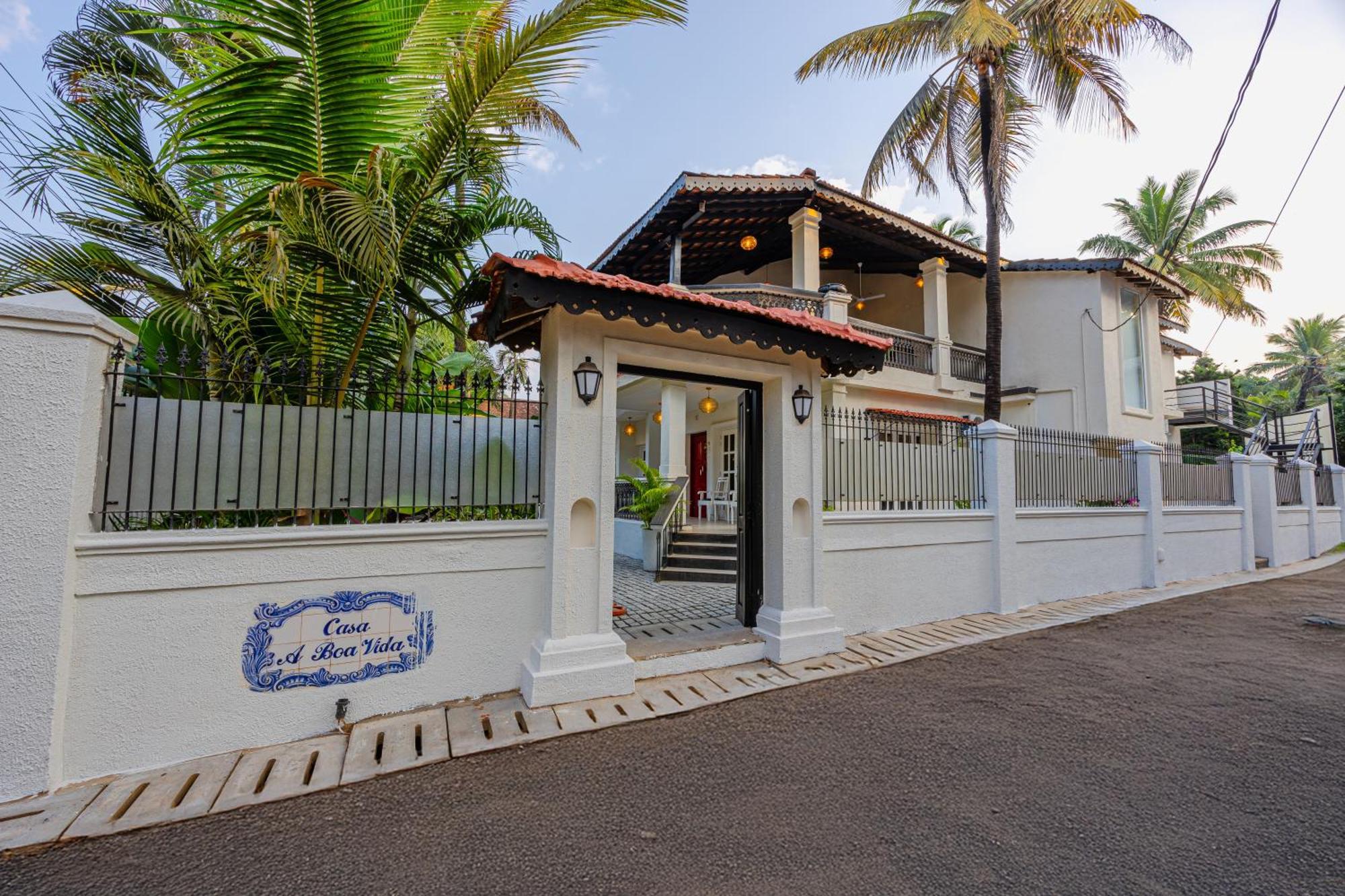 Elivaas 4 Bhk Villa Near Beach With Private Pool & Bar - Casa Boa Vida كاندولِم المظهر الخارجي الصورة